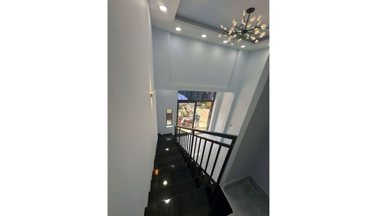 Bán nhà người quen gửi P.Bình Hưng Hòa A, Q.Bình Tân